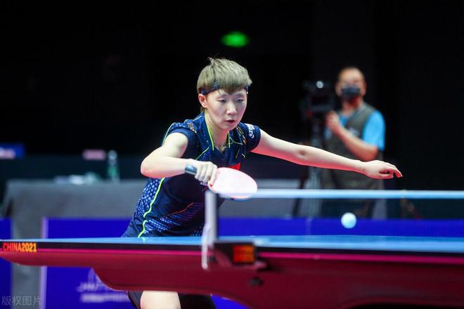 年的中场球 年的中场球