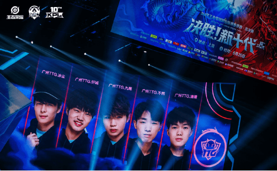 防守显得更 防守显得更