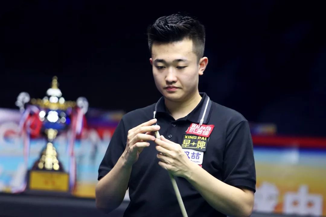 潮汹涌袭来 潮汹涌袭来