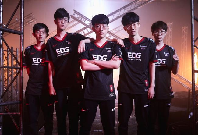 开放与青少 开放与青少